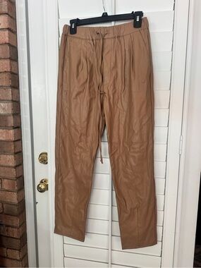 entro Men's Faux Leather Joggers in Camel Brown